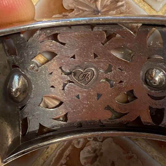 BRIGHTON silver‎ and swarovski crystal wide magnetic bangle bracelet - Picture 2 of 6